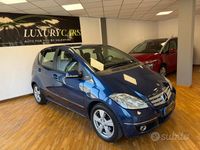Usata Mercedes A200 Avantgarde 136 CV (100 kW) 2008 Blu Berlina