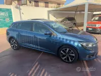 Usata Renault Mégane GrandTour 116 CV (85 kW) 2020 Blu Station wagon
