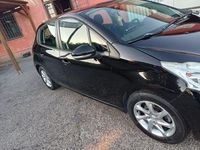 Usata Peugeot 208 68 CV (50 kW) 2013 Utilitaria