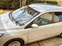 Usata Ford Focus 90 CV (66 kW) 2009 Grigio Station wagon