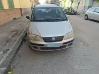 Occasion Fiat Idea 95 ch (69 kW) 2005 Gris Monospace
