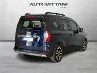 Usata Renault Kangoo Techno 50 kW (69 CV) 2023 Blu scuro Monovolume