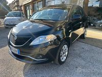 Usata Lancia Ypsilon Platinum 114 CV (83 kW) 2016 Nero Utilitaria