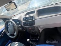 Usata Fiat Punto 60 CV (44 kW) 2000 Bianco Utilitaria