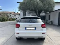 Usata Audi Q2 Design 116 CV (85 kW) 2016 Bianco SUV