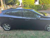 Usata Volvo V40 Inscription 120 CV (88 kW) 2017 Nero Berlina