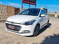 Usata Hyundai i20 75 CV (55 kW) 2016 Bianco Berlina