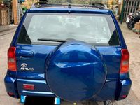 Usata Toyota RAV4 116 CV (85 kW) 2003 Blu SUV