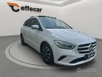Usata Mercedes B200 150 CV (110 kW) 2022 Bianco Utilitaria