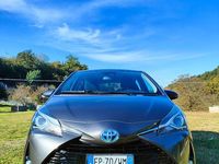 Usata Toyota Yaris Hybrid Active 73 CV (53 kW) 2018 Grigio Utilitaria
