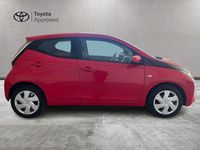 Usata Toyota Aygo X-play 69 CV (50 kW) 2015 Rosso Utilitaria