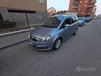 Usata Opel Zafira 150 CV (110 kW) 2007 Grigio Monovolume