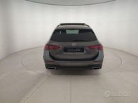 Nuova Mercedes C300 AMG 2025 Grigio Station wagon