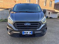 Usata Ford Transit Custom Titanium 170 CV (125 kW) 2018 Grigio Berlina