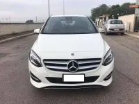Usata Mercedes B180 109 CV (80 kW) 2017 Bianco Utilitaria