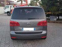 usata VW Touran 1.6 16V FSI