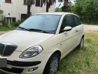 Usata Lancia Ypsilon 69 CV (50 kW) 2004 Giallo Utilitaria