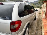 Usata Chrysler Voyager 143 CV (105 kW) 2004 Grigio Monovolume