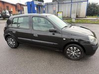 Usata Renault Clio II Luxe 74 CV (54 kW) 2005 Nero Berlina