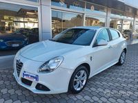 Usata Alfa Romeo Giulietta Distinctive 120 CV (88 kW) 2013 Bianco Berlina