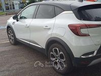 Usata Renault Captur Intens 92 CV (67 kW) 2020 Bianca tetto nero SUV