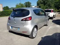 Usata Mitsubishi Colt Invite 75 CV (55 kW) 2009 Argento metallizzato Utilitaria