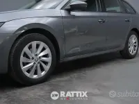 Usata Skoda Octavia Selection 150 CV (110 kW) 2024 Grigio graphite metalizzato Station wagon