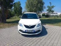 Usata Lancia Ypsilon Gold 69 CV (50 kW) 2016 Bianco Utilitaria