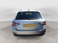 Begagnad Skoda Superb Executive 150 HK (110 kW) 2023 Silver Kombi