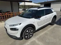 Usata Citroën C4 Cactus Shine 99 CV (72 kW) 2016 Bianco Utilitaria