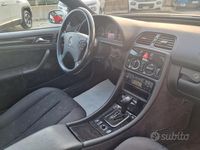 Begagnad Mercedes CLK230 197 HK (144 kW) 1999 Grå Sportkupé