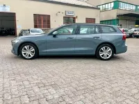 Usata Volvo V60 Business Edition 197 CV (144 kW) 2021 Grigio Station wagon
