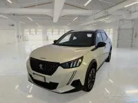 Usata Peugeot 2008 GT 130 CV (95 kW) 2023 Bianco SUV