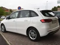 Usata Mercedes B180 109 CV (80 kW) 2019 Bianco Utilitaria