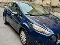 Usata Ford Fiesta 75 CV (55 kW) 2013 Bluazzurro Utilitaria