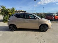 Usata Lancia Ypsilon Gold 69 CV (50 kW) 2021 Oro Utilitaria