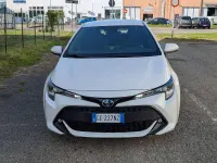 Usata Toyota Corolla Active 98 CV (72 kW) 2021 Bianco Berlina