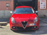 Usata Alfa Romeo Giulietta Super 120 CV (88 kW) 2016 Rosso Utilitaria
