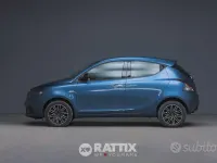 Usata Lancia Ypsilon Gold 70 CV (51 kW) 2023 Blu Utilitaria