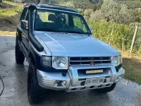 Usata Mitsubishi Pajero 100 CV (73 kW) 2000 Grigio SUV