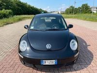 Usata VW New Beetle 105 CV (77 kW) 2008 Nero Utilitaria