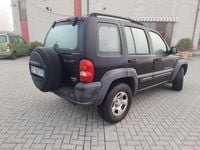 Używany Jeep Cherokee Sport 150 KM (110 kW) 2003 Czarny SUV