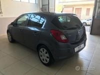 Usata Opel Corsa Club 86 CV (63 kW) 2011 Grigio Berlina