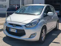 Usata Hyundai ix20 Comfort 87 CV (63 kW) 2014 Argento Utilitaria