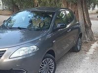 Usata Lancia Ypsilon Gold 69 CV (50 kW) 2013 Grigio Utilitaria