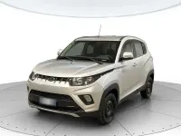 Usata Mahindra KUV100 87 CV (63 kW) 2025 Grigio argento SUV