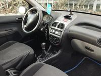 Usata Peugeot 206 75 CV (55 kW) 2005 Nero Utilitaria