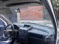 Usata Peugeot Partner 90 CV (66 kW) 2007 Bianco pastello Monovolume