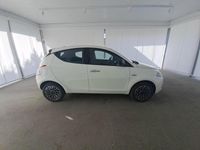 Usata Lancia Ypsilon 70 CV (51 kW) 2024 Bianco Utilitaria