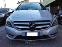 Usata Mercedes B180 Premium 109 CV (80 kW) 2012 Argento Monovolume